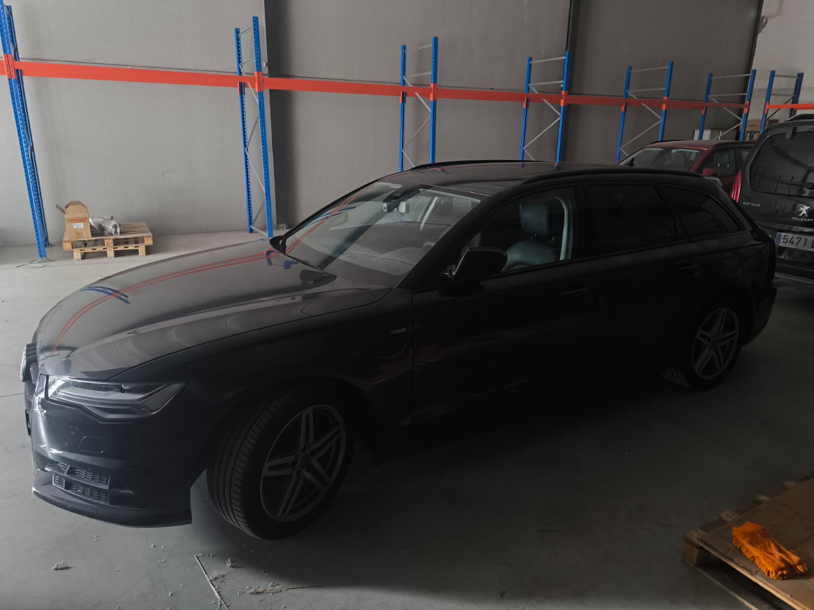 AUDI 2